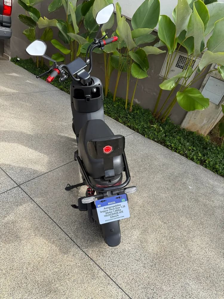Scooter elétrica 