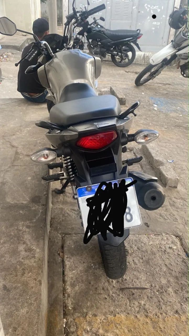 Fam 160 
