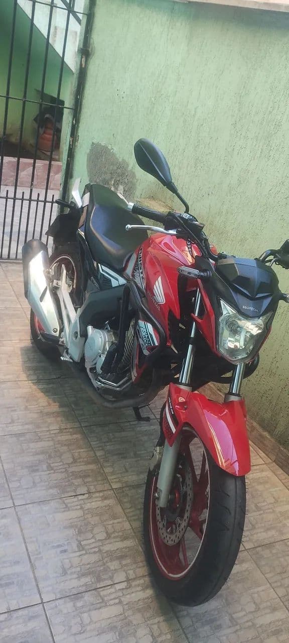 CB Twister 250f 