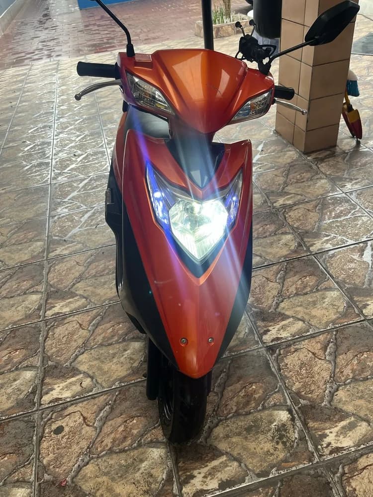 Suzuki lindy 125