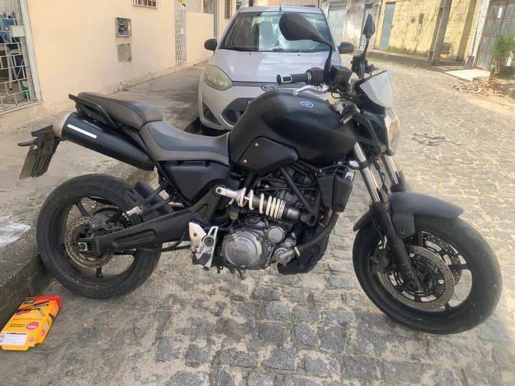 MT 03 660