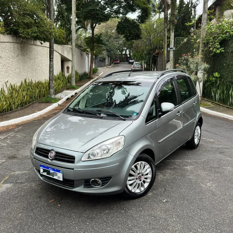 Fiat Idea Attractive 1.4 Fire Flex 8V 5P 2013