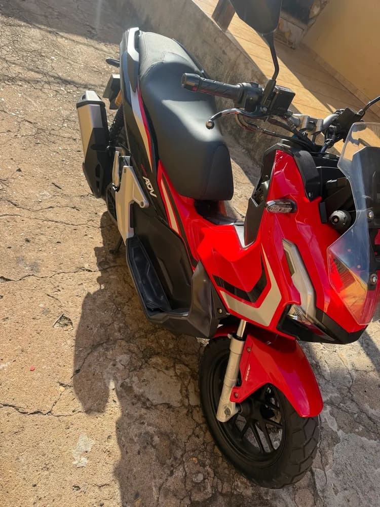 ADV 250 Honda 