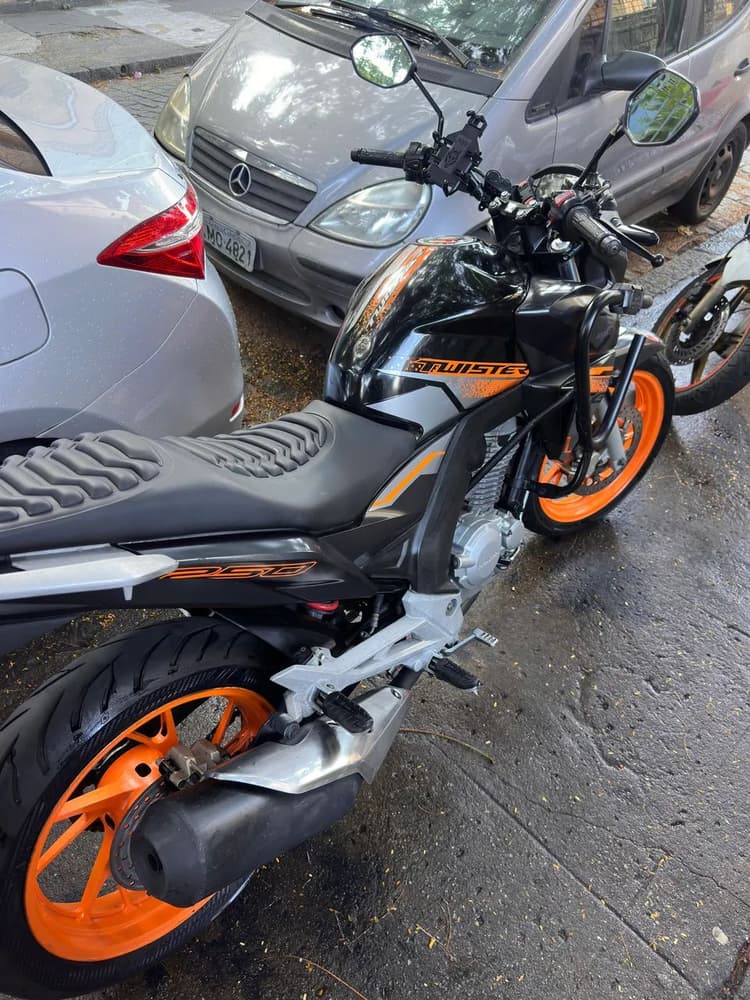 Twister 250 