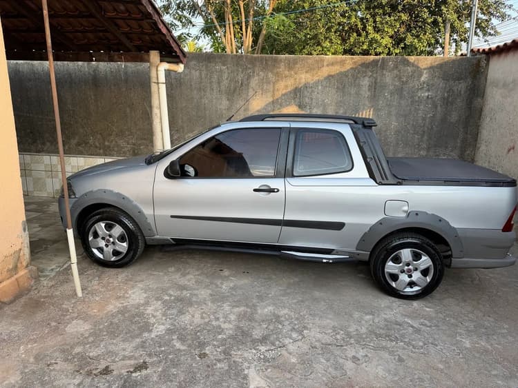 Fiat Strada Working 1.4 MPI Fire Flex 8V CD 2012