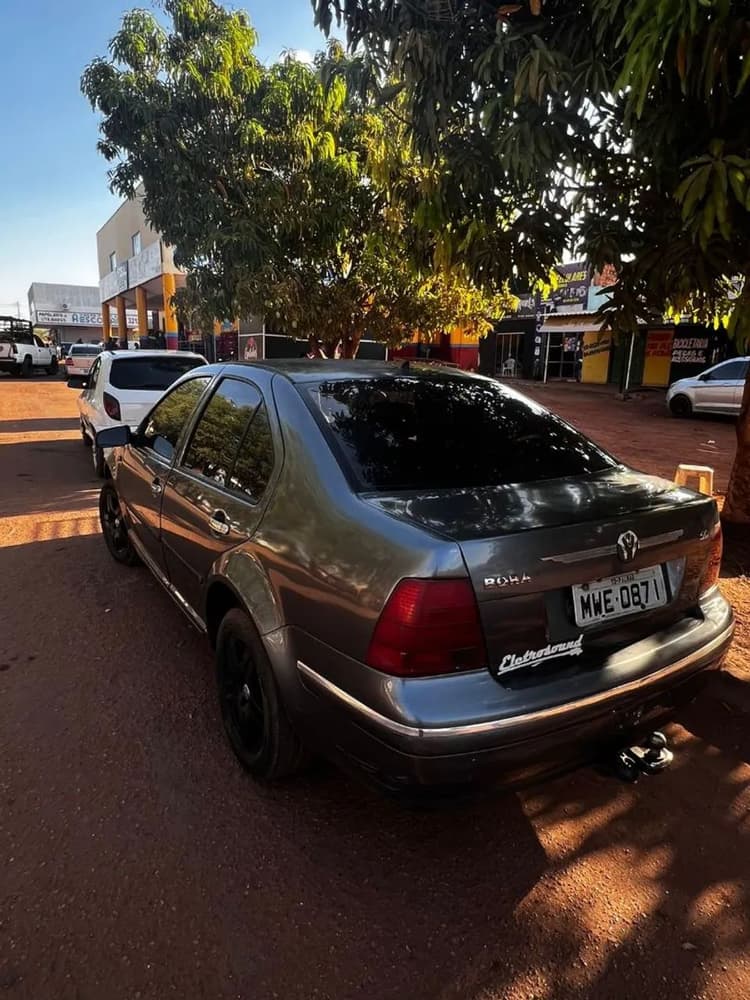 Volkswagen Bora 2.0/ 2.0 Flex 8V Mec. 2006