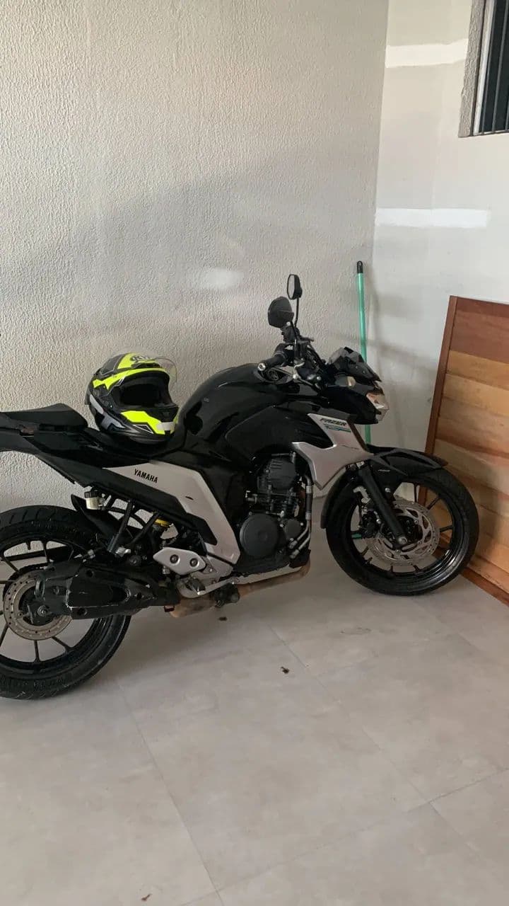 FZ25 Perfeita 