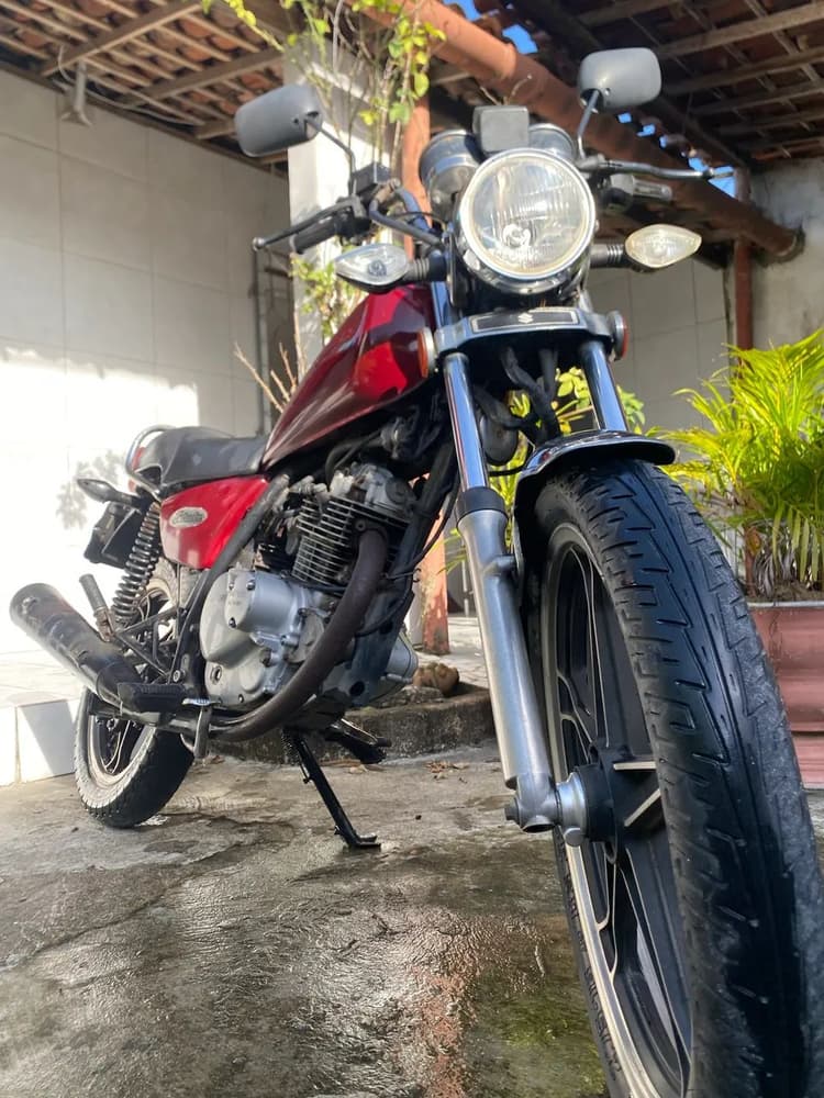 Suzuki intruder 2010