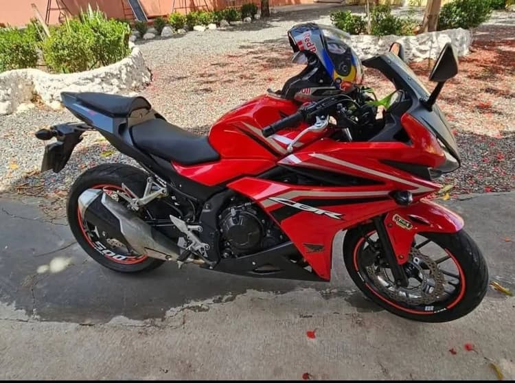 Moto CBR 500R 
