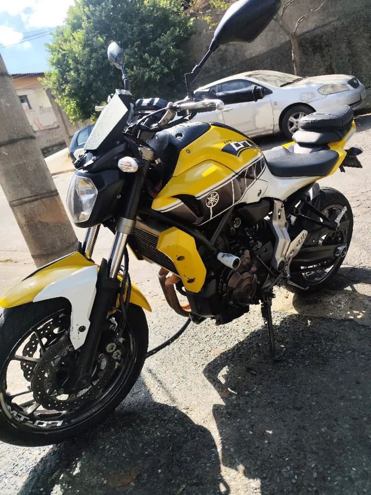 MT 07 ano 2016
