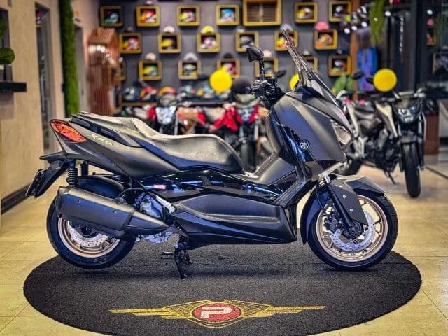 YAMAHA XMAX 2021
