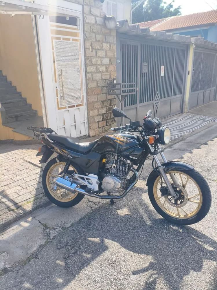 CBX 200 Strada 