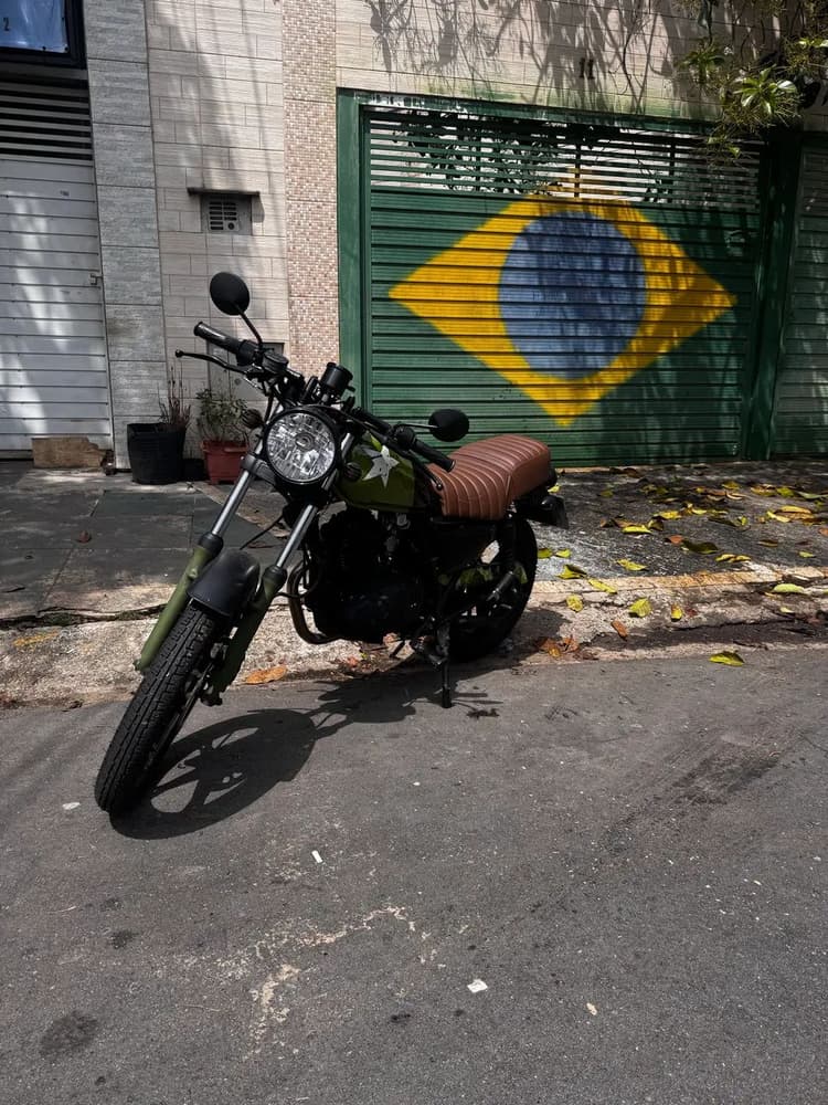 Suzuki intruder 125