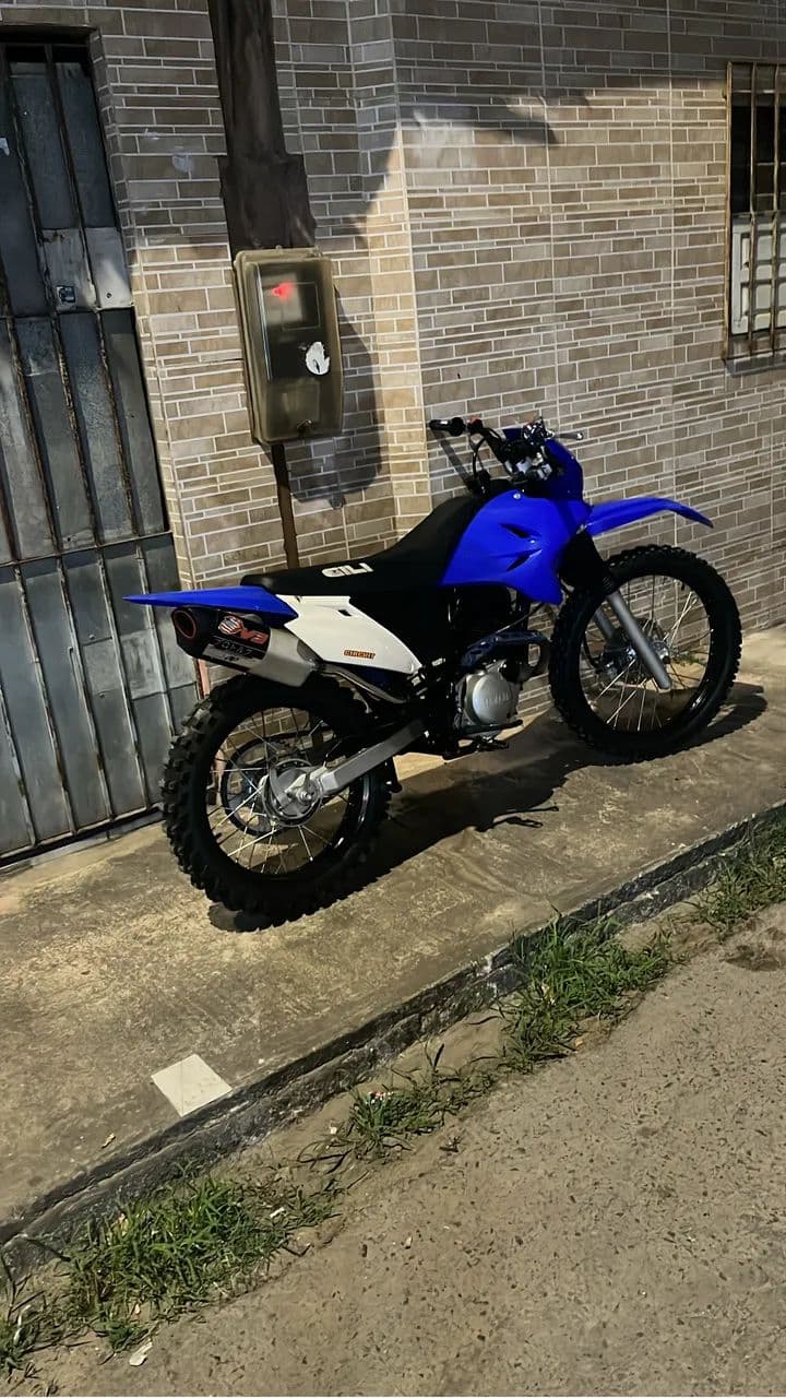 Moto pra trilha