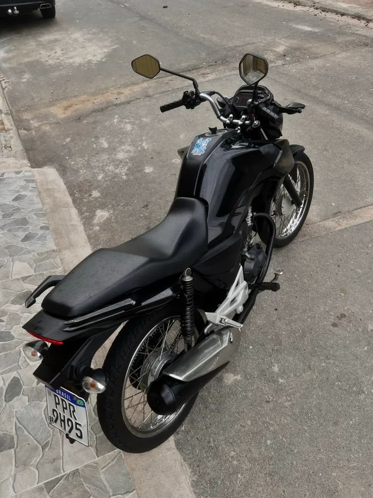 Titan 160