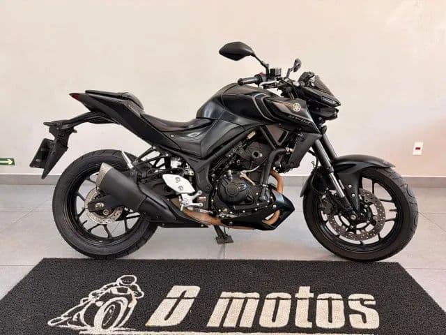 YAMAHA MT-03