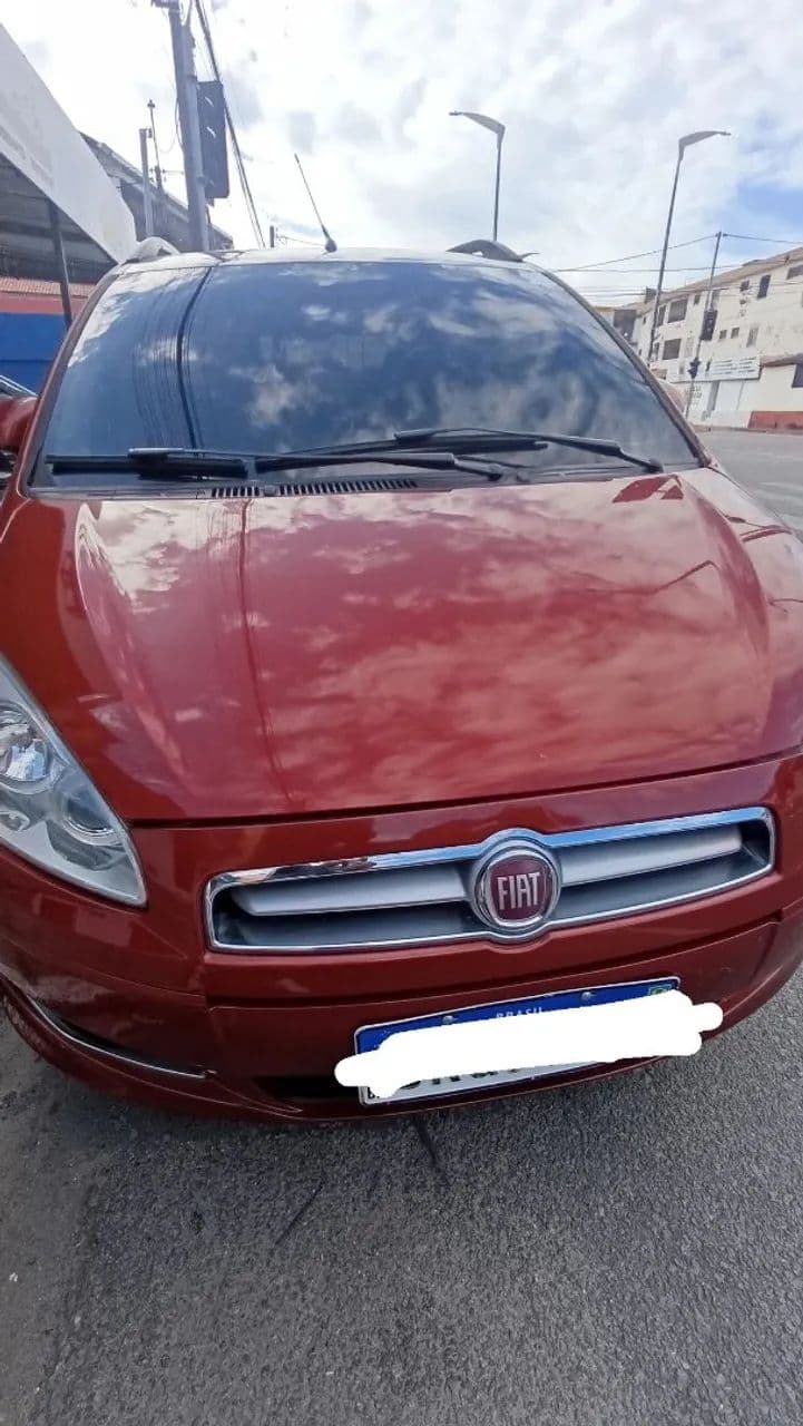 Fiat Idea Attractive 1.4 Fire Flex 8V 5P 2014