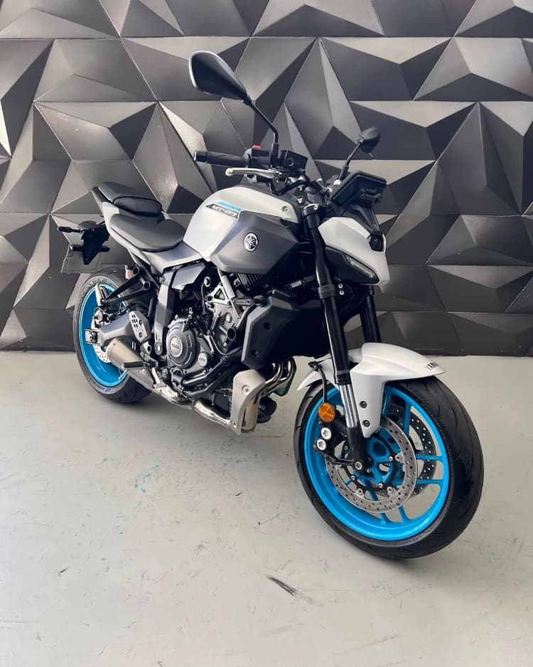 MT-07 CONNECTED 689cc ABS