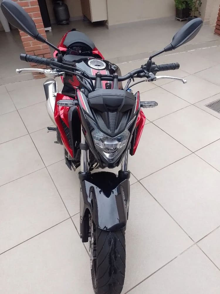 Vende-se cb500f 2019 