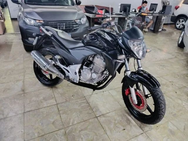 Honda cb 300 2015