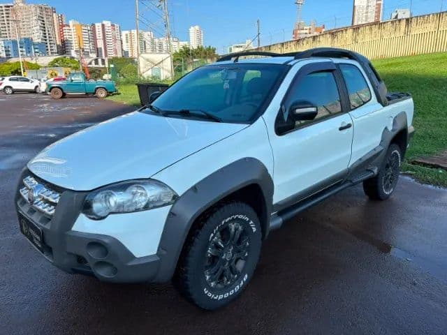 Fiat Strada Adventure1.8/ 1.8 Locker Flex CD 2012