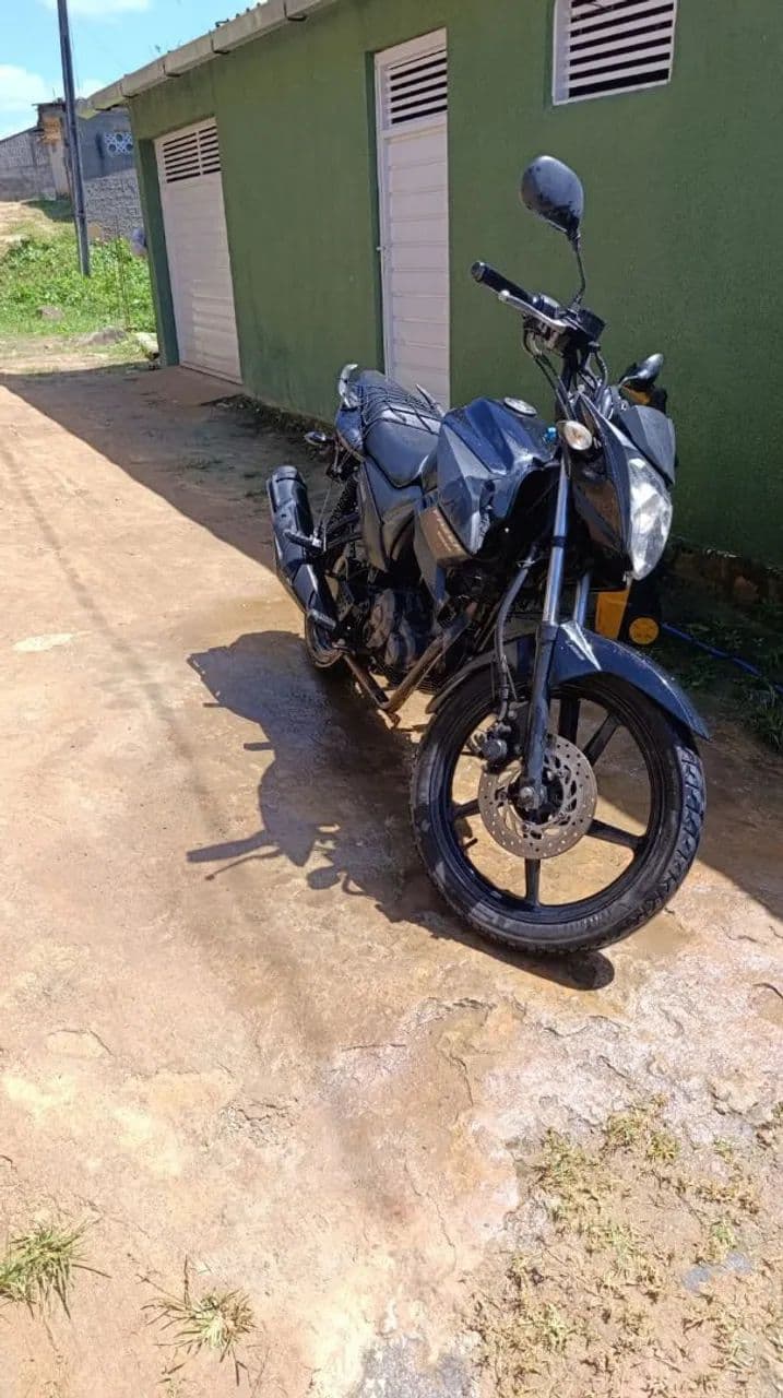 Moto muito conservada 
