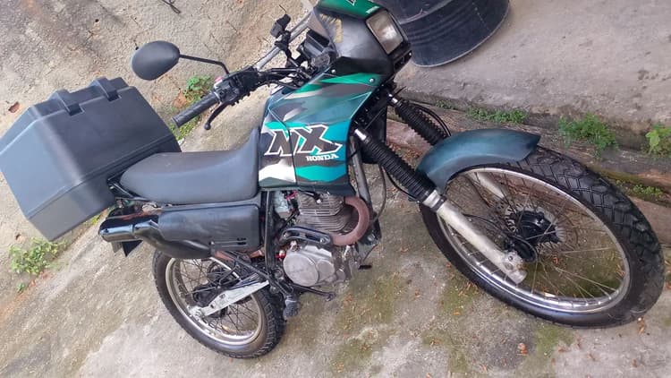NX 200