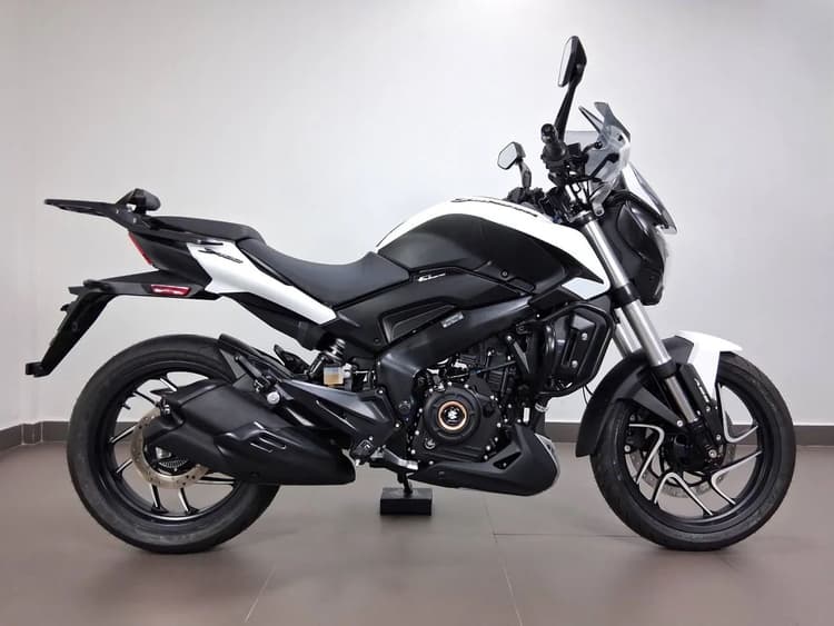 BAJAJ DOMINAR 400