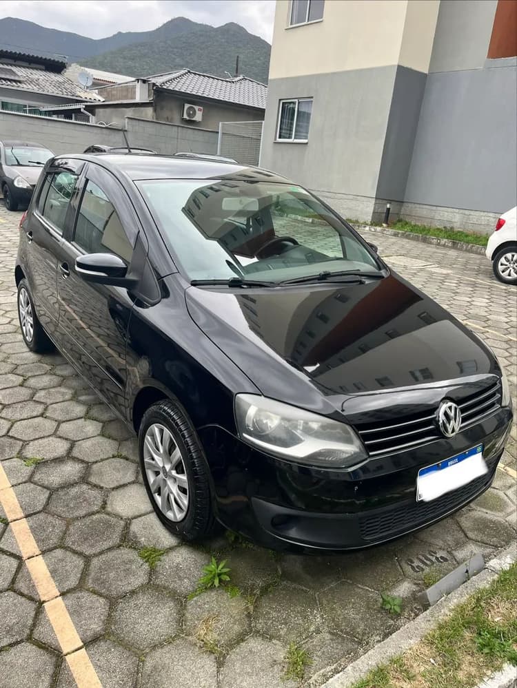 Volkswagen Fox 1.0 MI Total Flex 8V 5P 2013