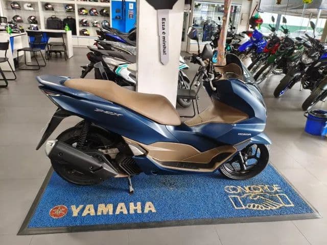 PCX 160 DLX