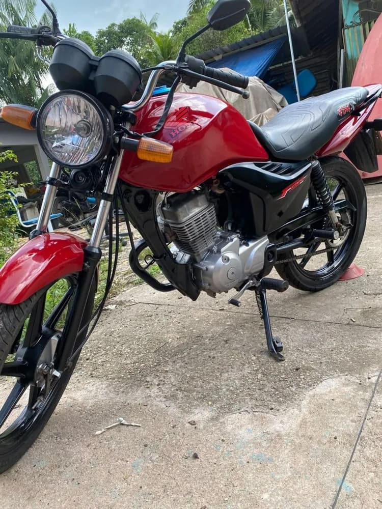 Vendo Titan 125  