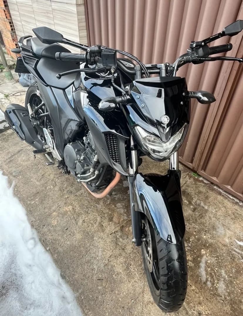 Fazer 250