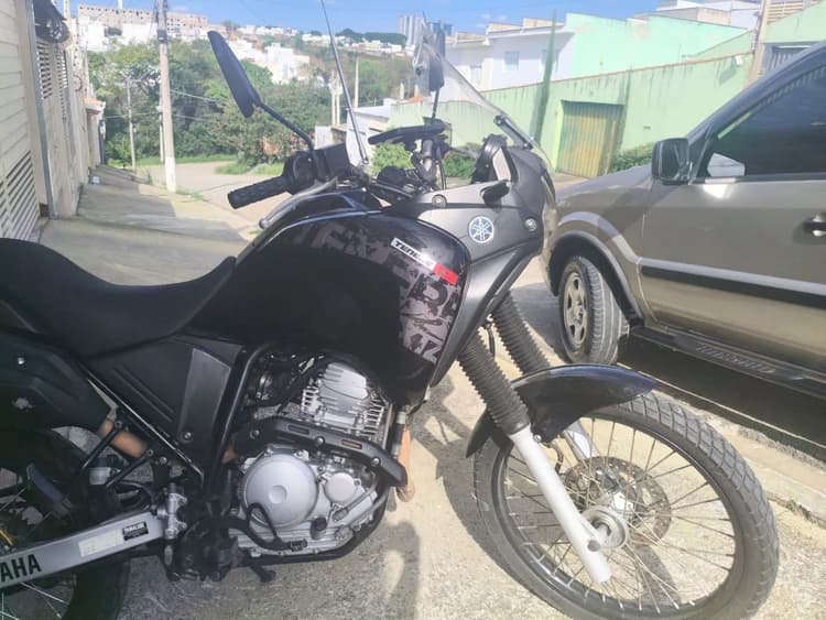 Vendo Ténéré 2013 250c 