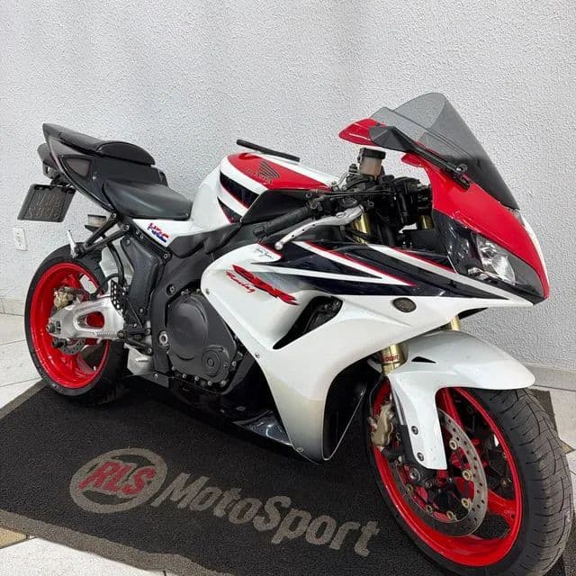 Honda CBR 1000 RR Fireblade