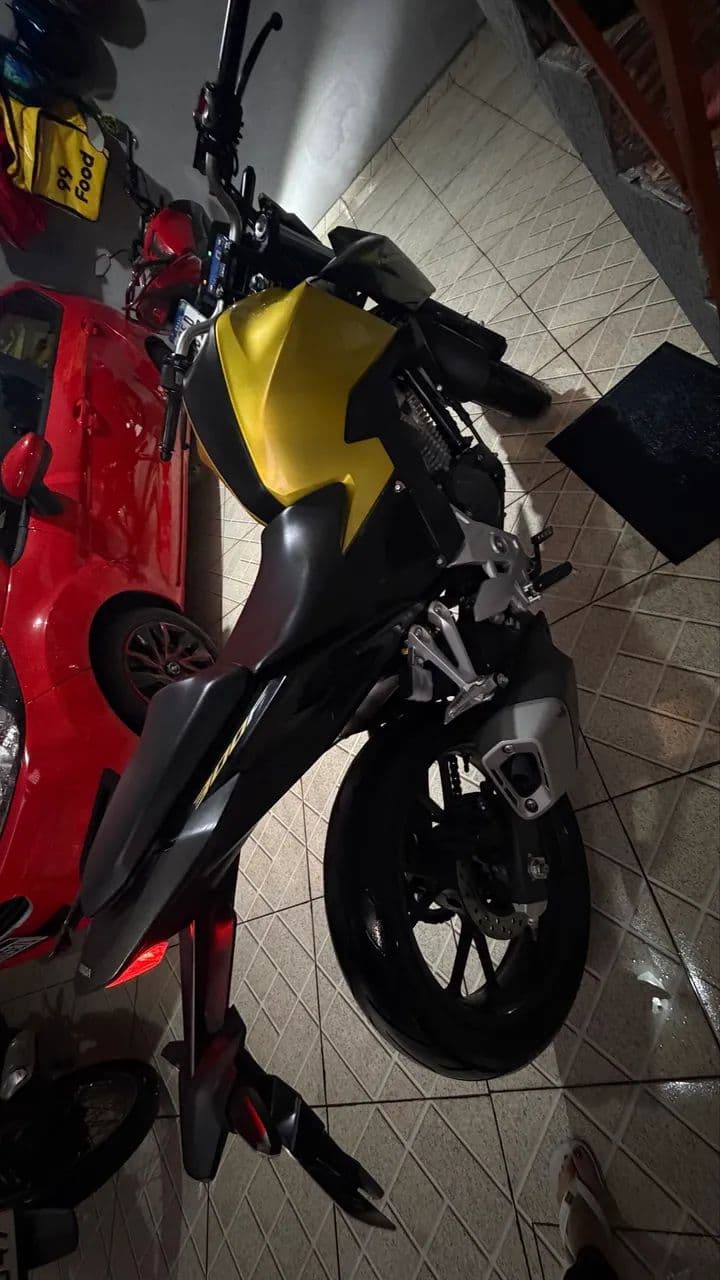Cb 300f 
