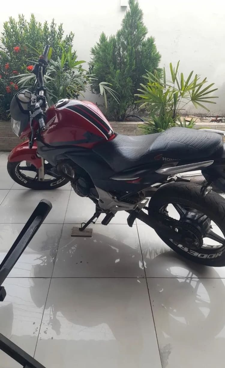 Vendo CB 300 