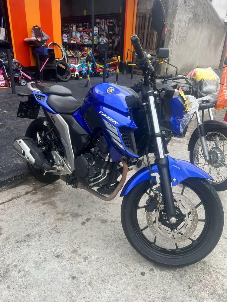 Fazer 250 2023 abaixo da tabela