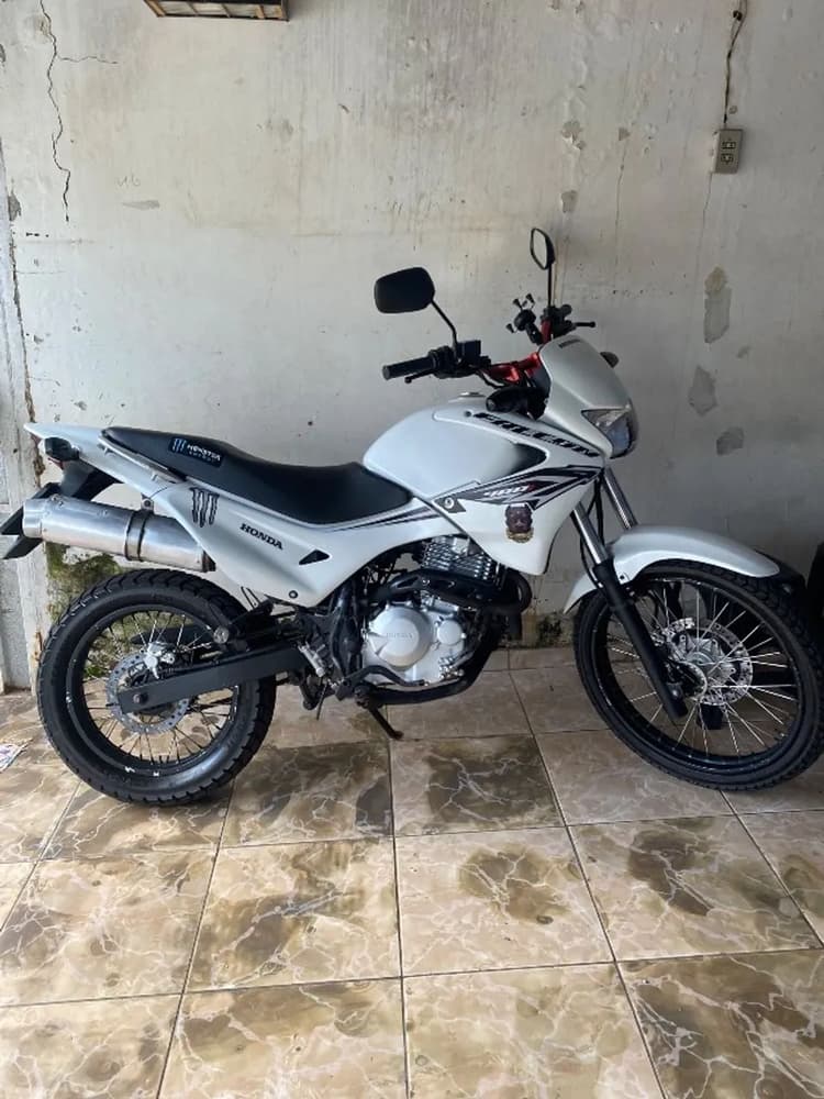 Moto bem conservada 