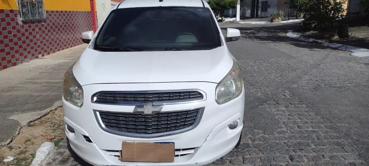 Chevrolet Spin LT 1.8 8V Econo.flex 5P Mec. 2013