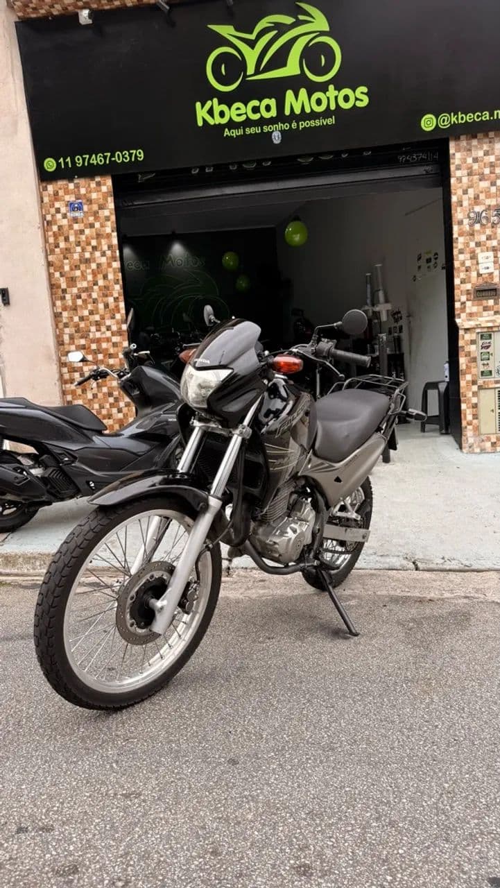 Falcon 400 2003