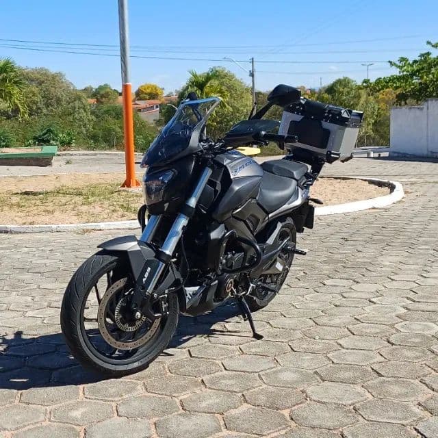 Dominar 400