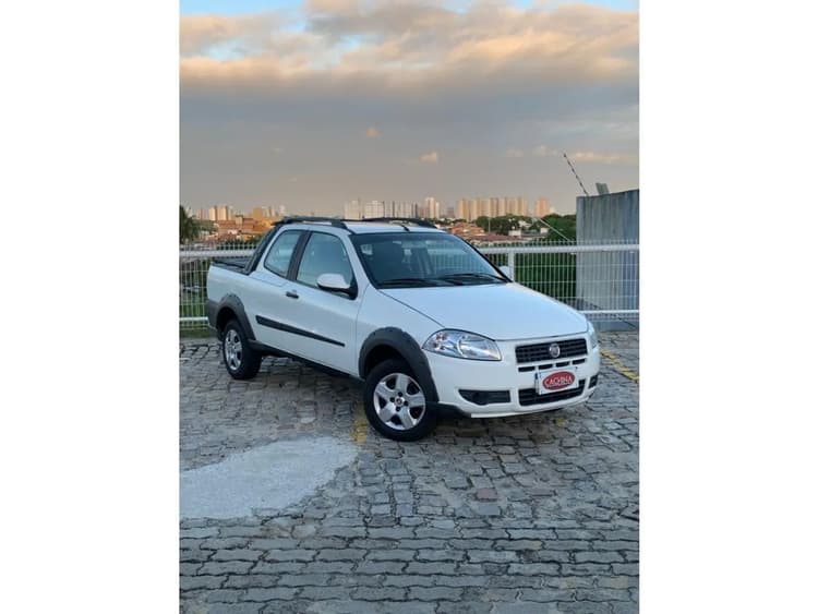Fiat Strada Working 1.4 MPI Fire Flex 8V CD 2013