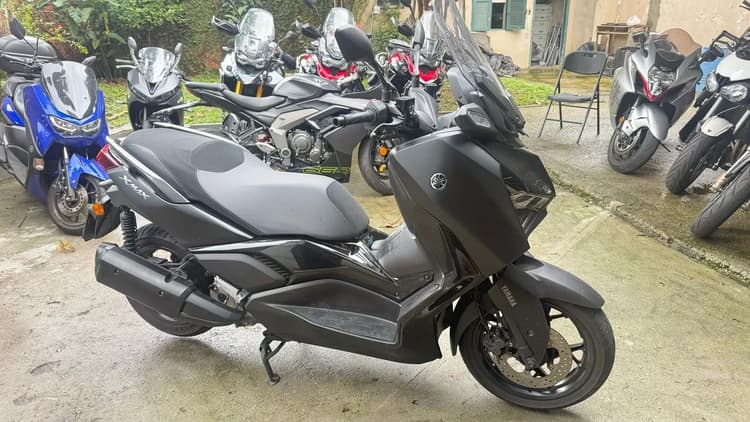 XMAX CONNECTED 250 