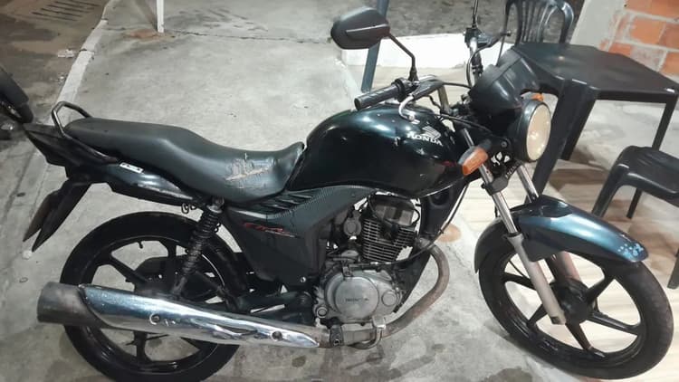Moto muito boa pra vender 