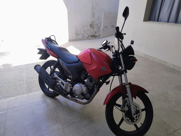 Vende-se Yamaha Factor ED 2011/2012 (Partida Elétrica e Freio a disco)
