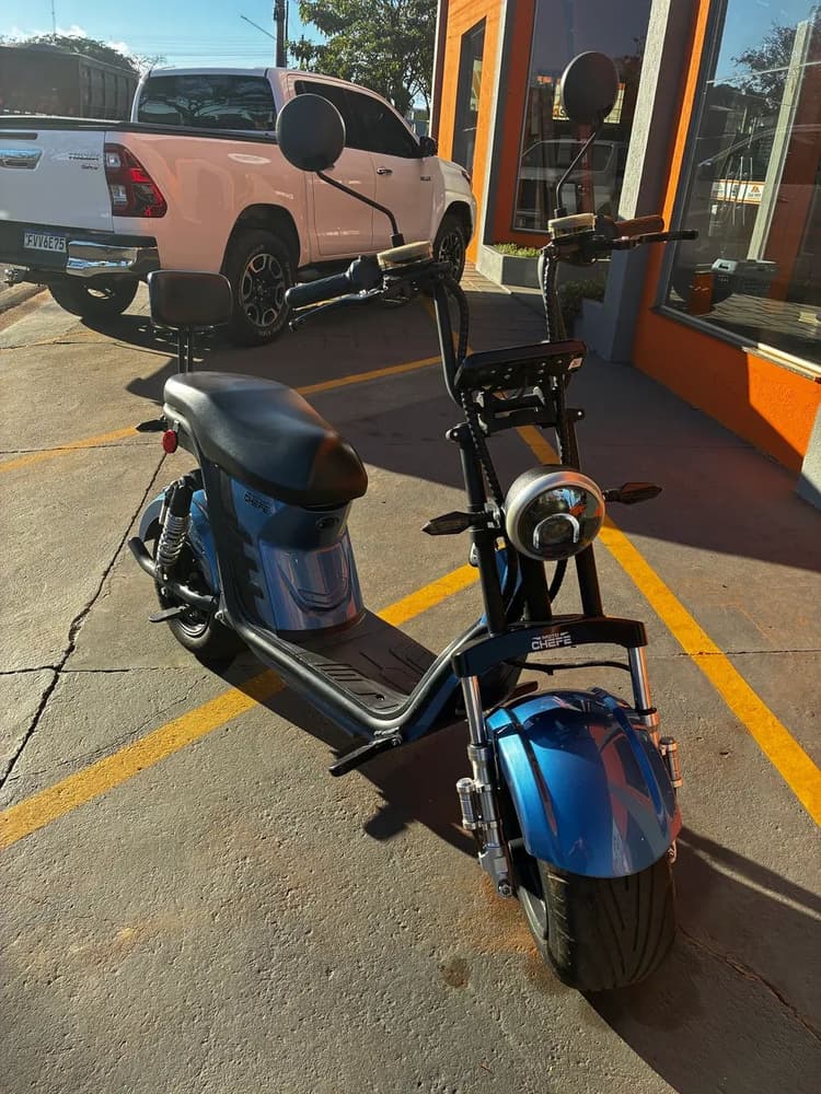 Scooter elétrica 