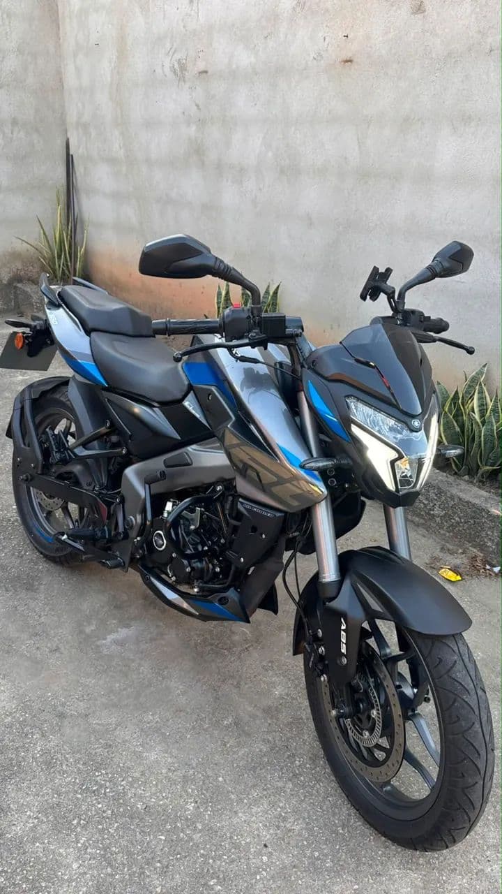 Dominar NS160