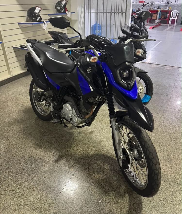 Vendo CROSSER 2023/23 