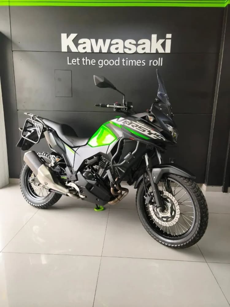 VERSYS 300 2025