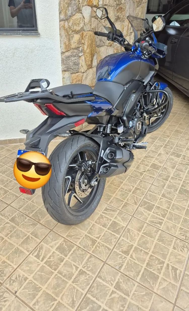 Dominar 400 
